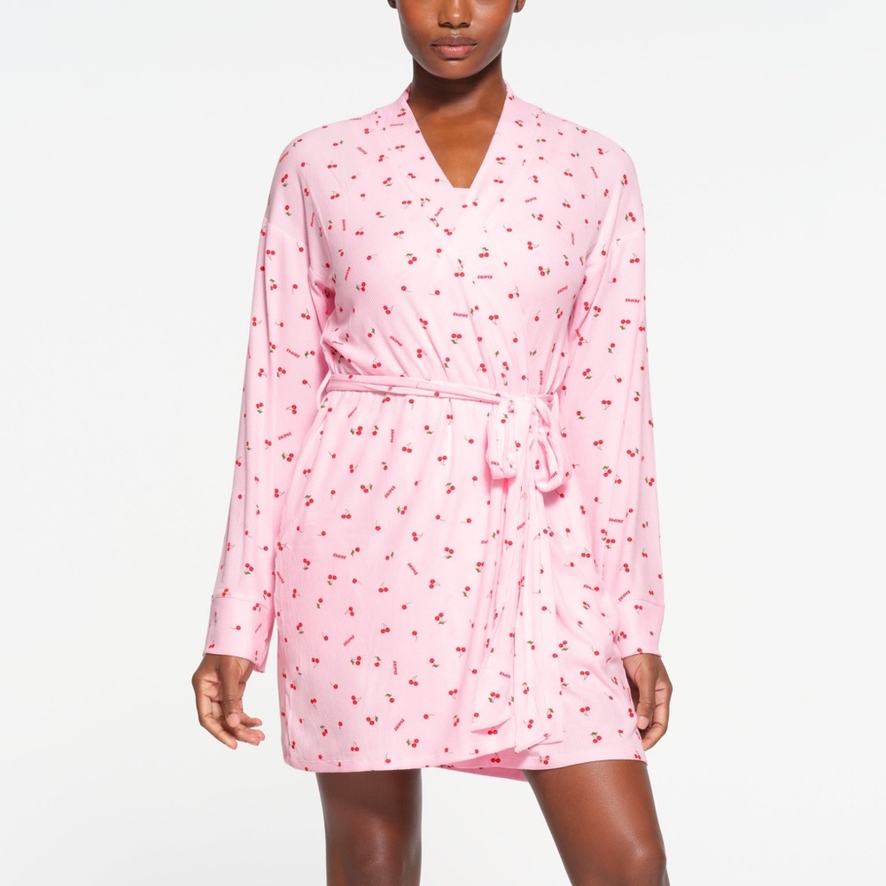 SKIMS NWT CHERRY BLOSSOM ROBE